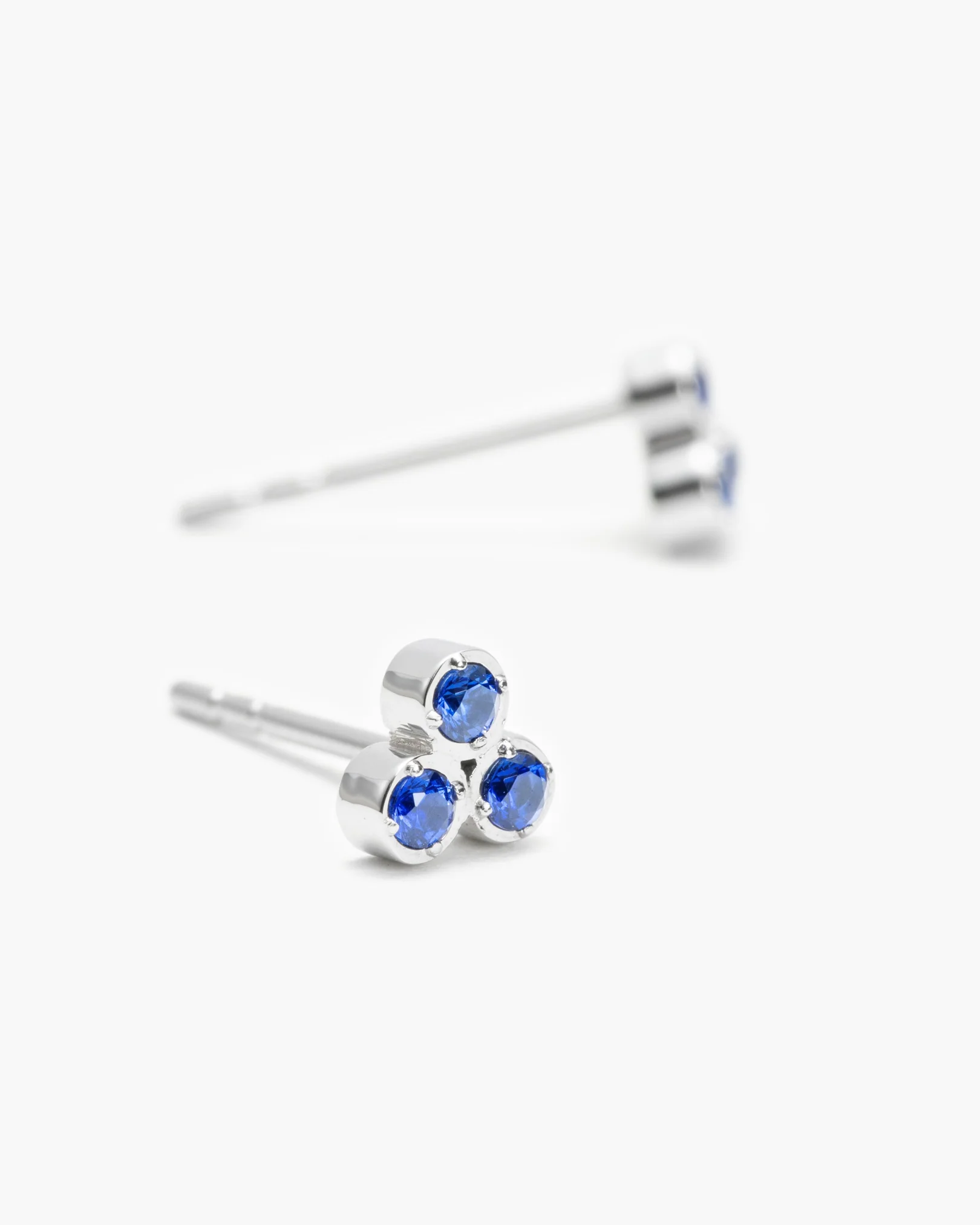 Aster Blue Sapphire Studs - Image 8