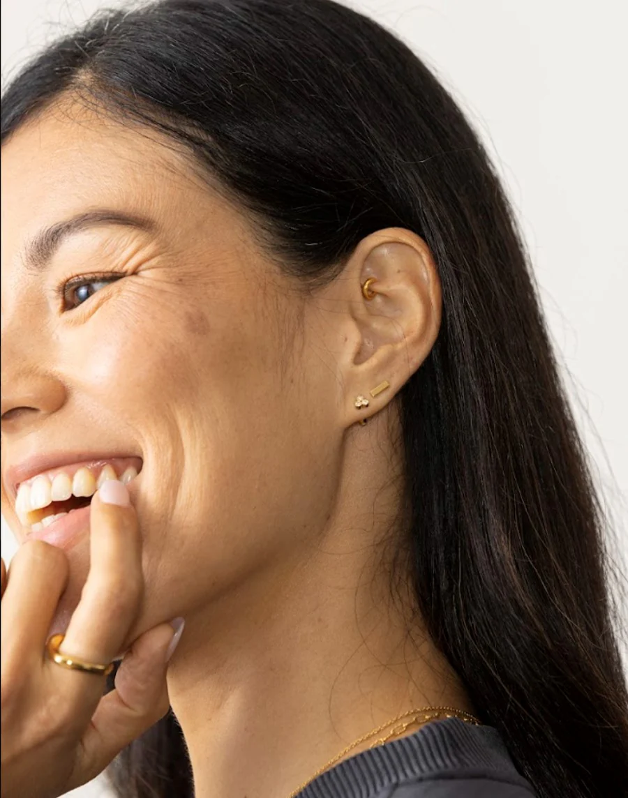 Aster Sapphire Studs - Image 4