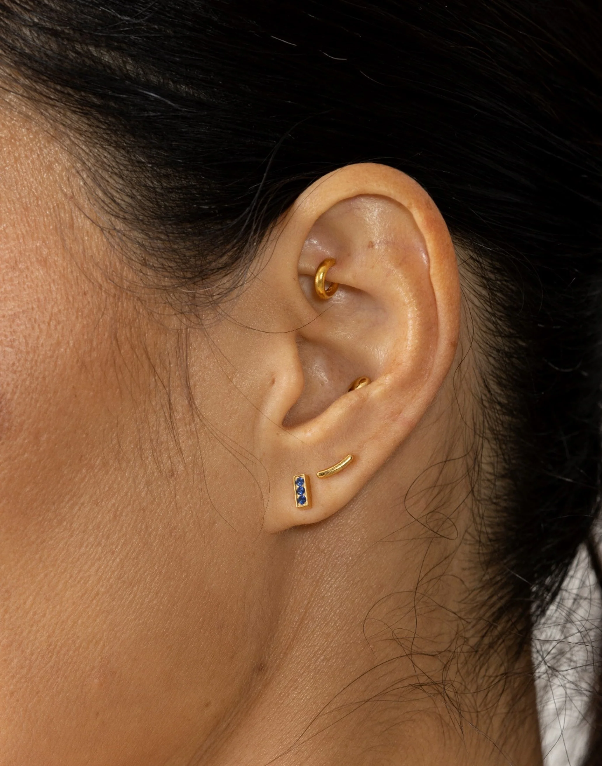 Caris Bar Studs - Image 4