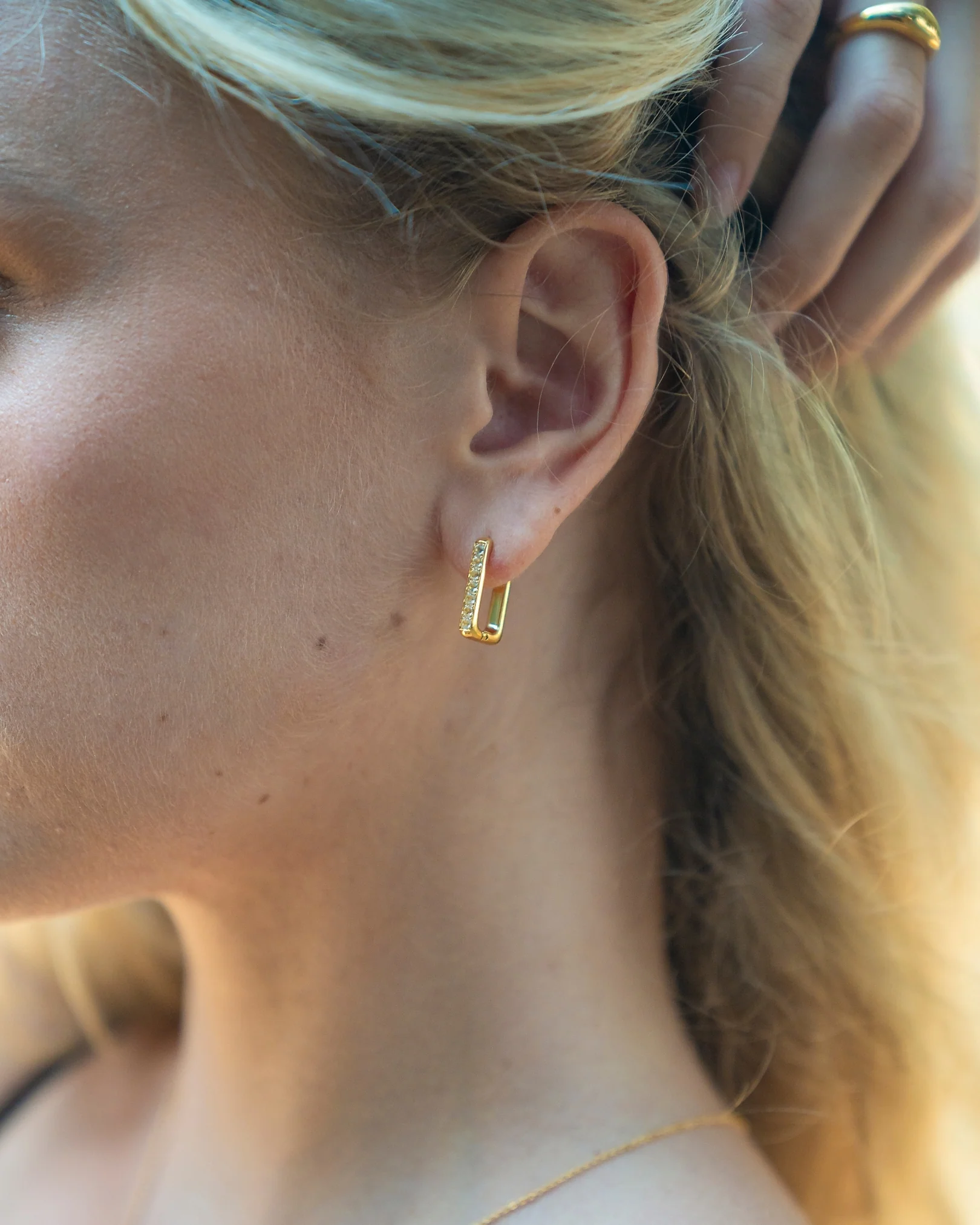 Elo Sapphire Link Hoops - Image 6