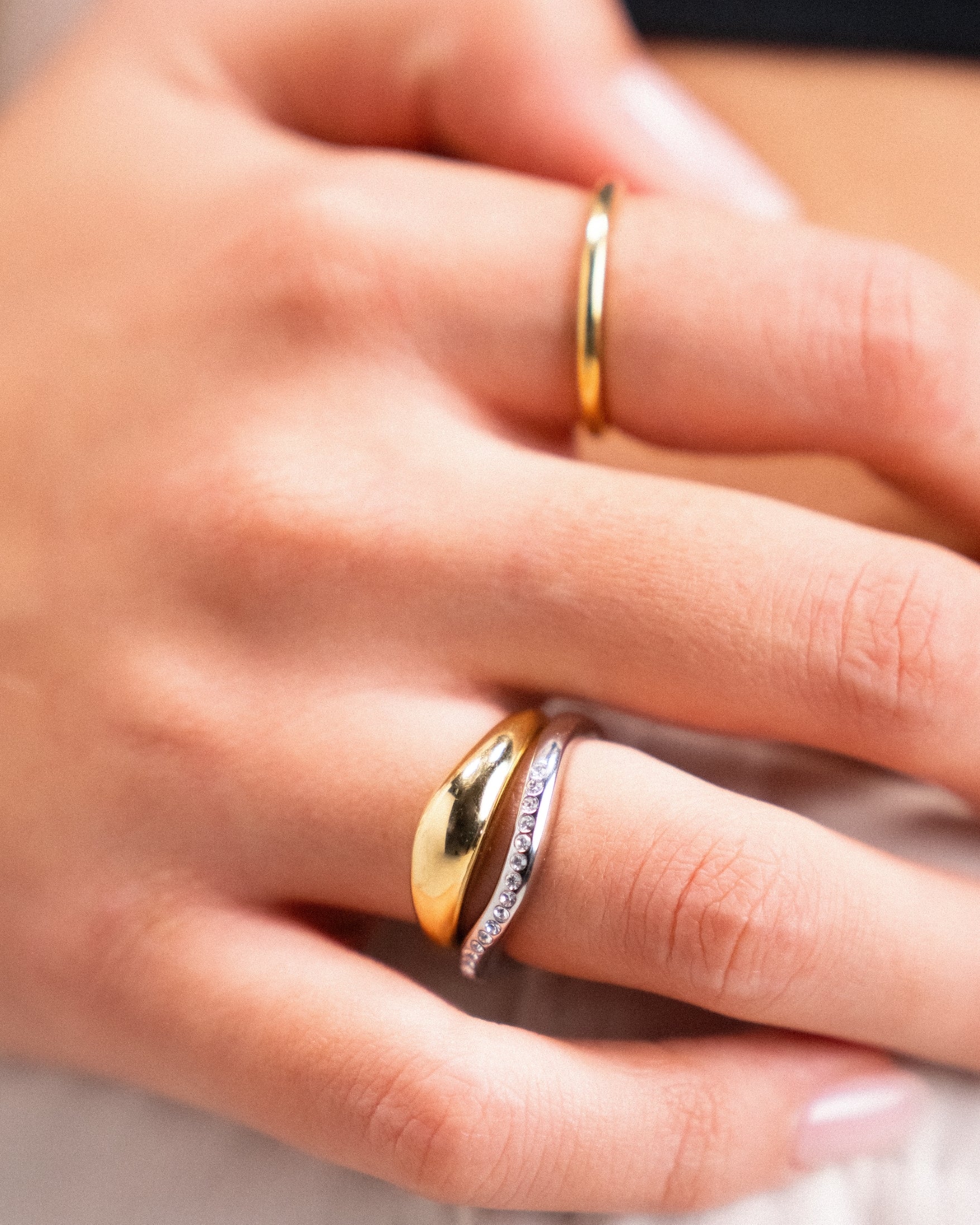 Orla White Sapphire Ring - Image 14