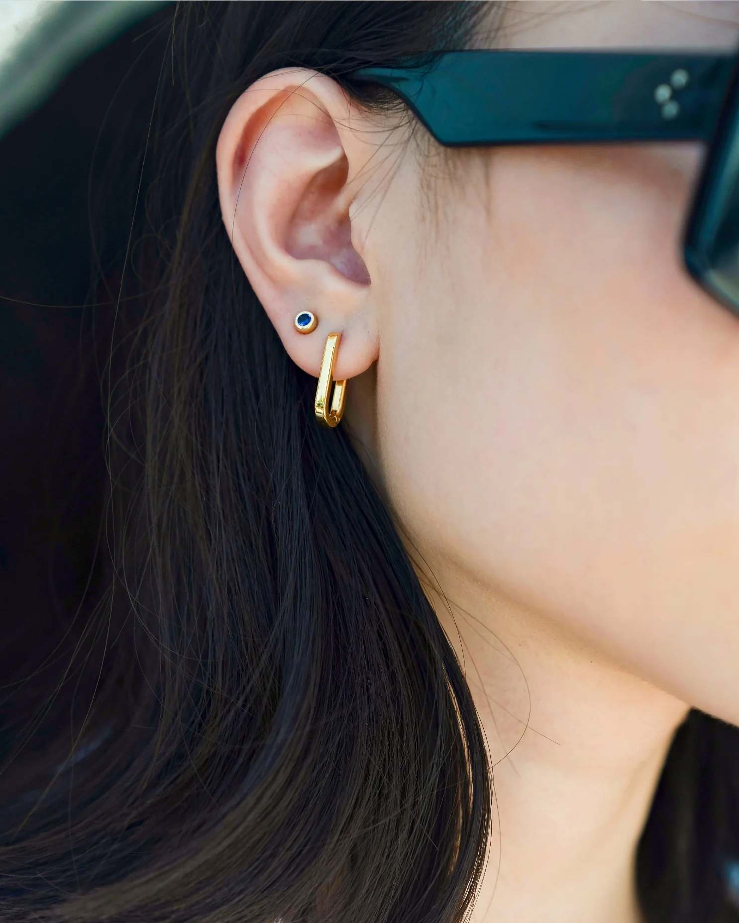 U-Shaped Hoops - Image 5