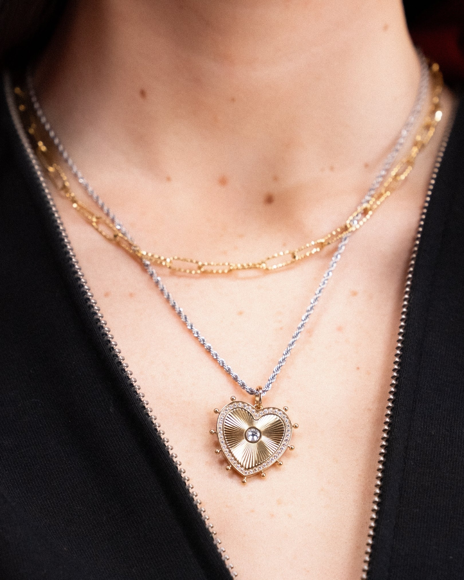 Zary White Sapphire Heart - Image 2